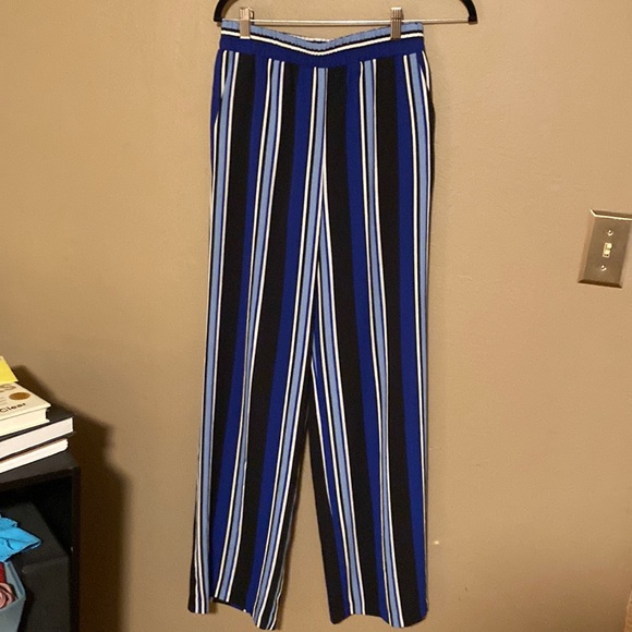 Stripe Pants | Forever 21 - Picture 1 of 3